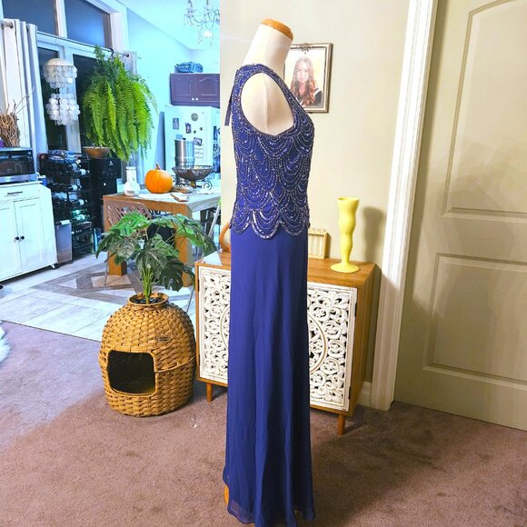 NWT J Kara Handmade Beaded Gown & Scarf, sz 6 - Picture 7 of 14